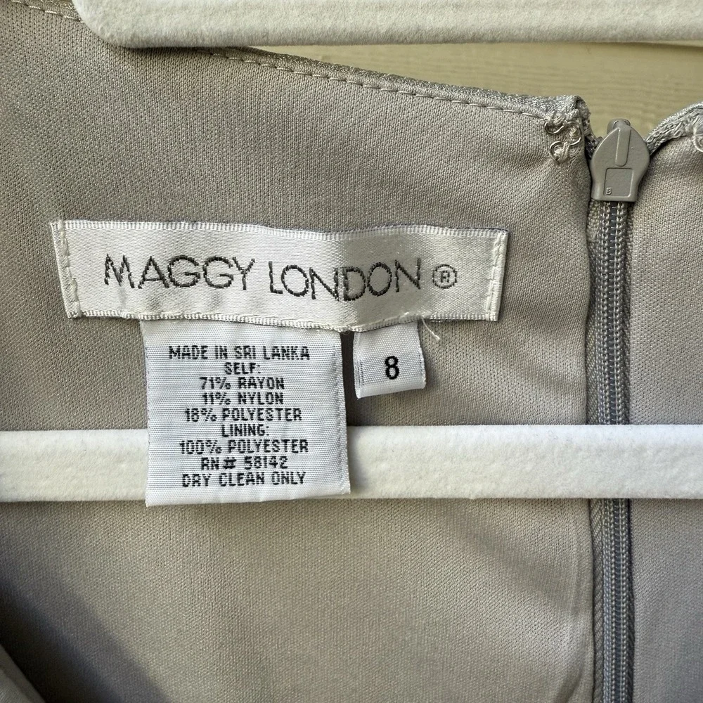 NWT Maggie London Wedding Guest Dress Mother Of The Bride‎ Size 8 Silver